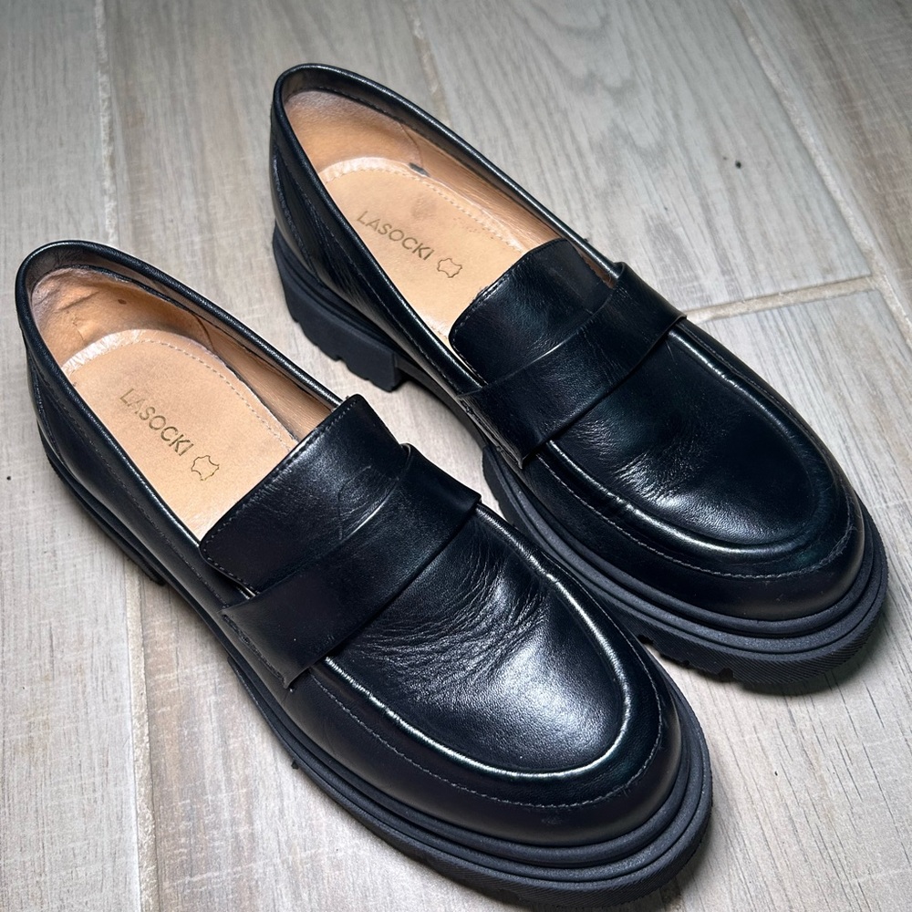 Black women’s Loafers